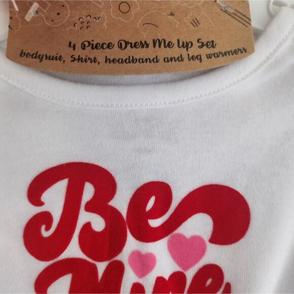 9M New Baby Essentials Valentine 4 Piece Set - Picture 4 of 5